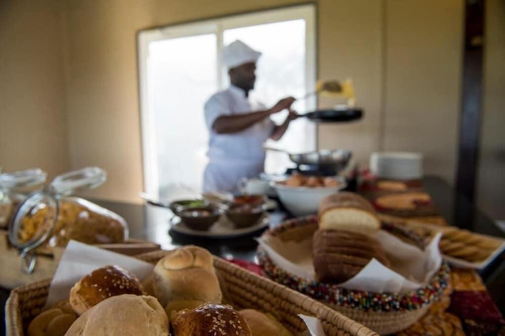 Karibu Camps And Lodges Sametu Camp Serengeti Robanda Εξωτερικό φωτογραφία