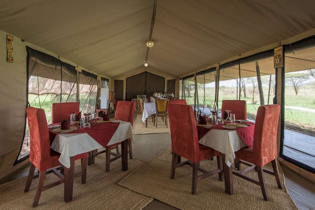 Karibu Camps And Lodges Sametu Camp Serengeti Robanda Εστιατόριο φωτογραφία