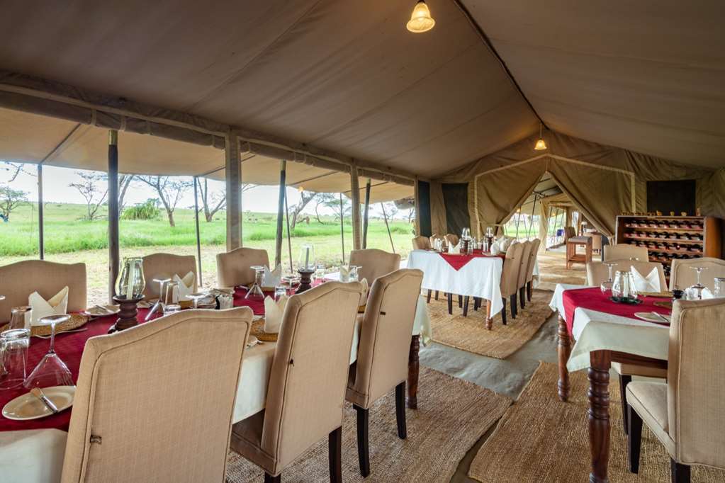 Karibu Camps And Lodges Sametu Camp Serengeti Robanda Εστιατόριο φωτογραφία